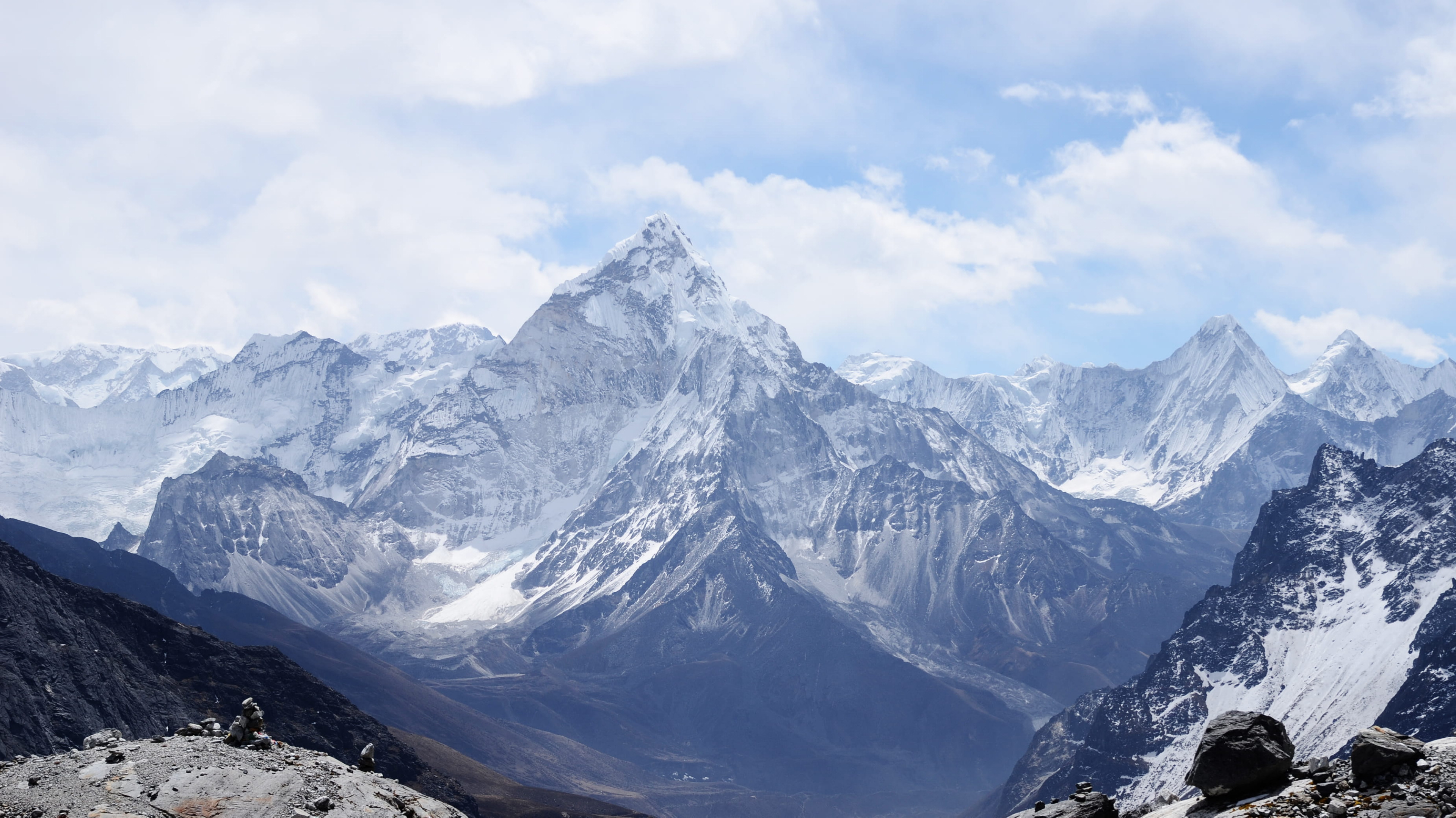 阿尔卑斯山雪景图片桌面壁纸