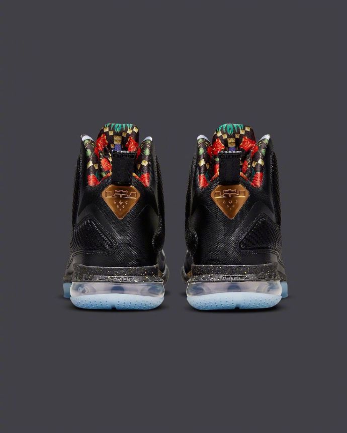 耐克LeBron9王座款局部细节图