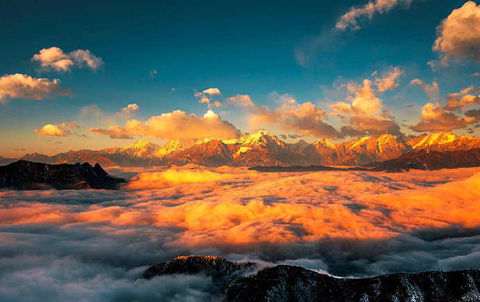 牛背山风景图片