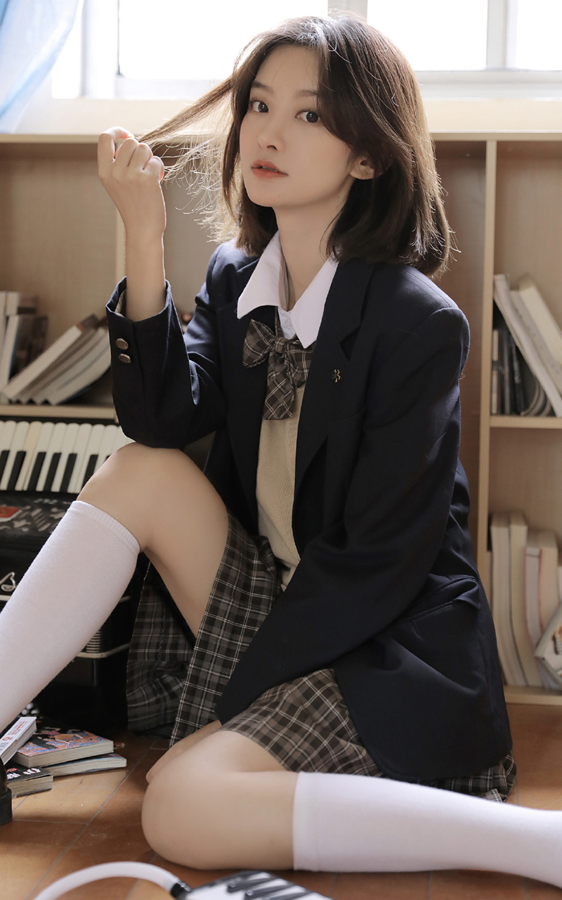 日系制服美女学生妹性感写真