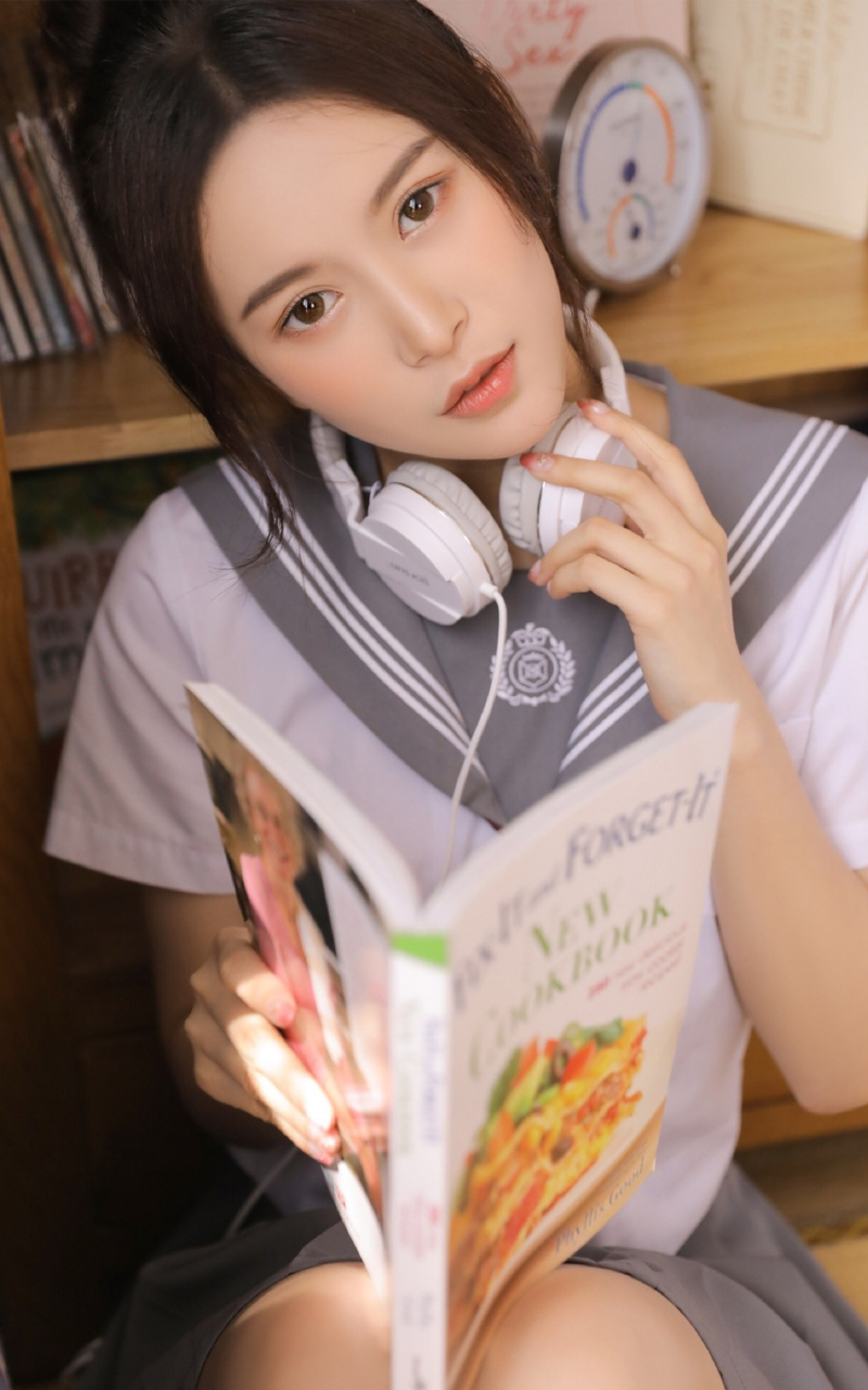 高清性感的学院制服美女写真