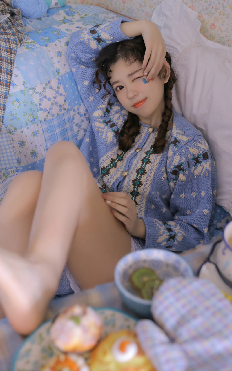 可爱圣诞美女手机壁纸