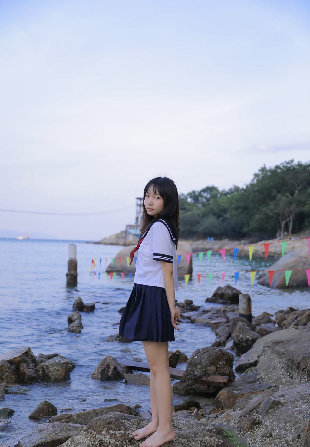 海边JK制服美女写真图片