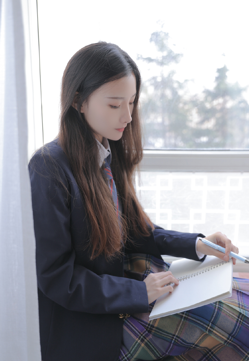 沈阳校花美女性感制服写真