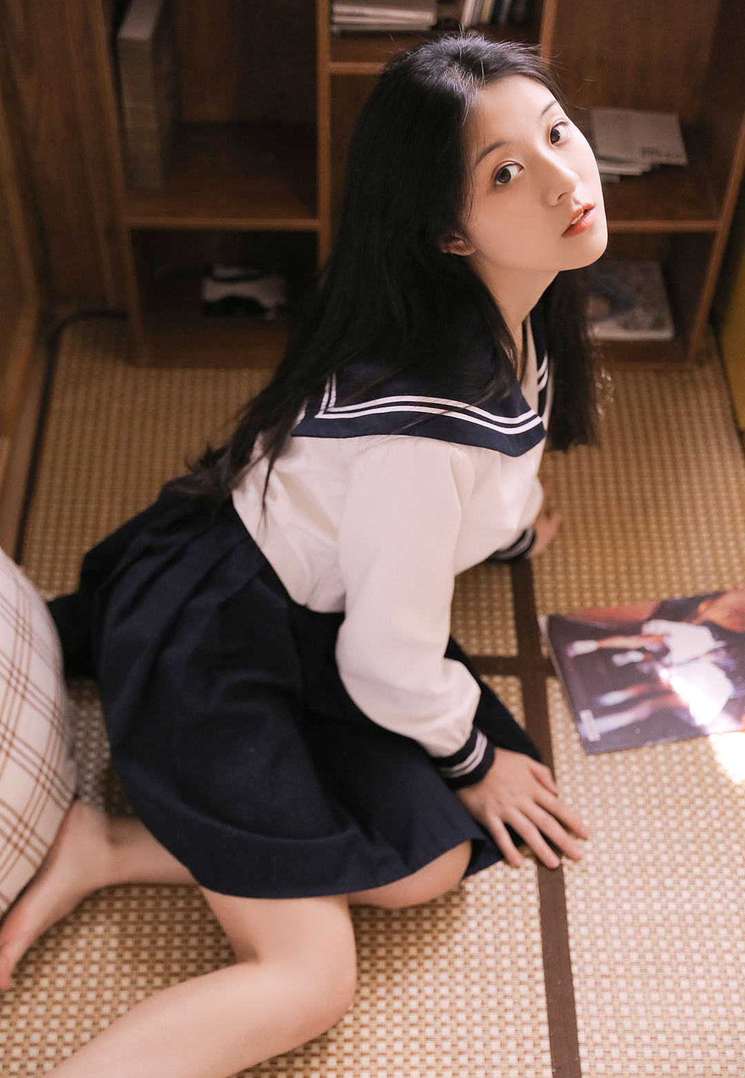 重庆美女学生妹JK制服诱惑写真