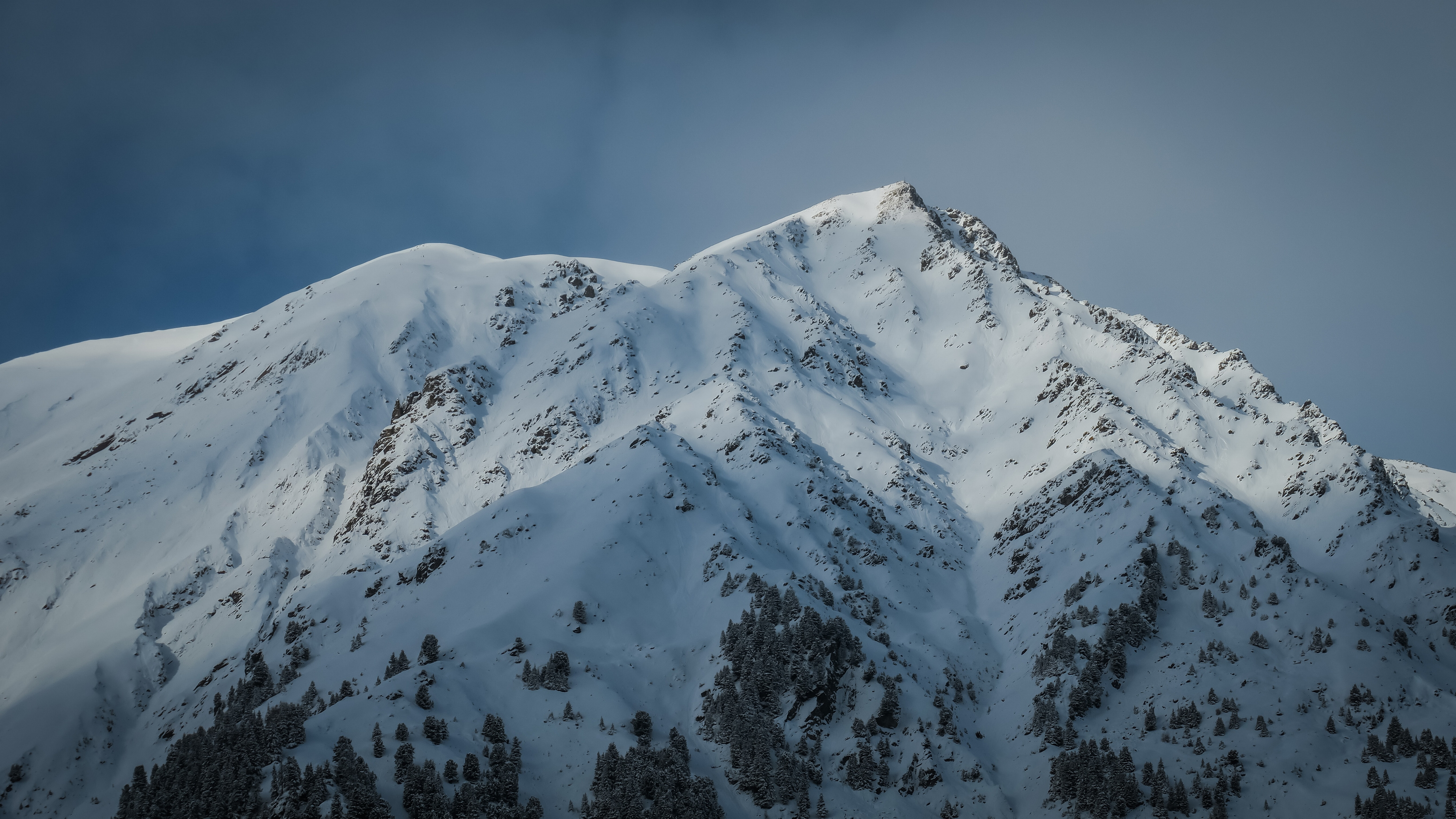 高清4k雪山图片桌面壁纸