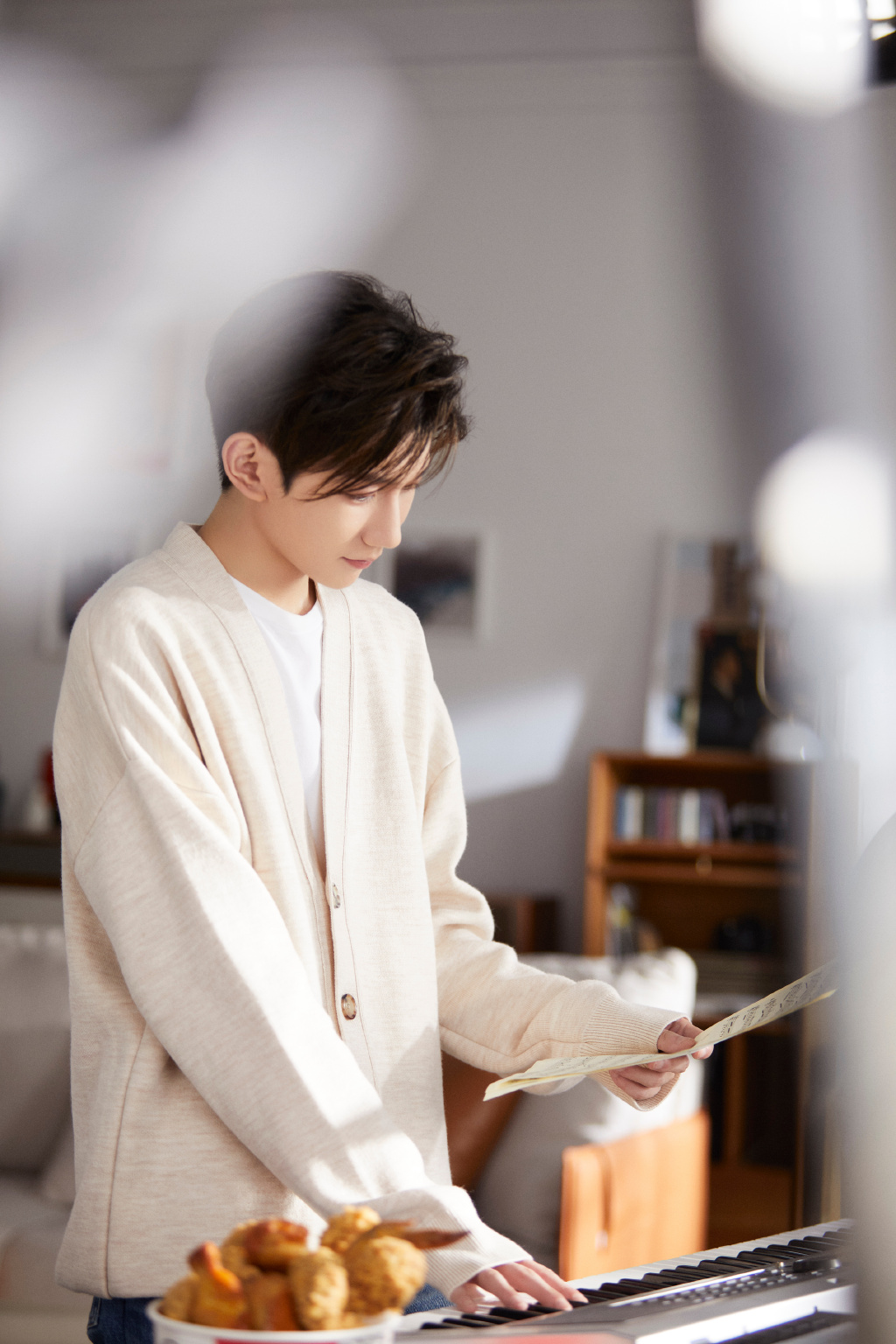 TFBOYS王源文艺帅气写真照