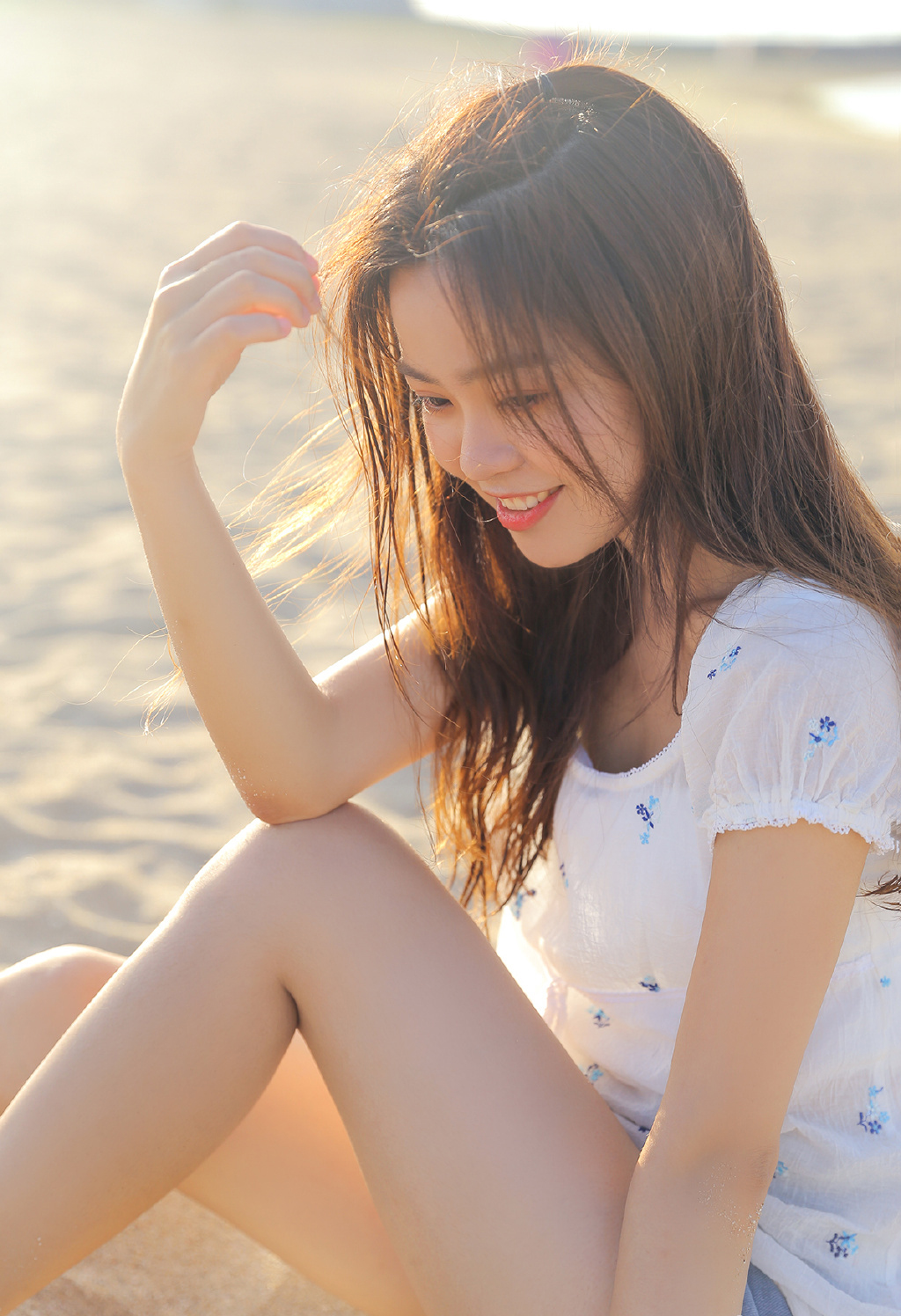 夏日海边美女唯美动人写真