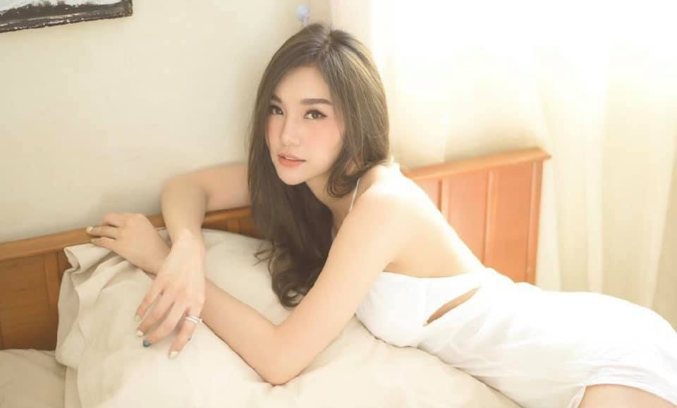 蕾丝美女妩媚妖娆火辣性感写真