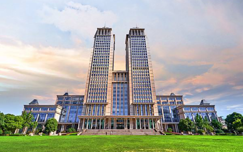 上海复旦大学校园风景图片