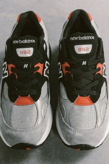 NB992联名鞋款局部细节图