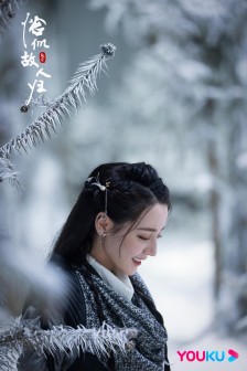 迪丽热巴《与君初相识》图片